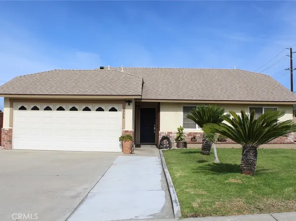 8906 Lime Ct, Fontana, CA 92335