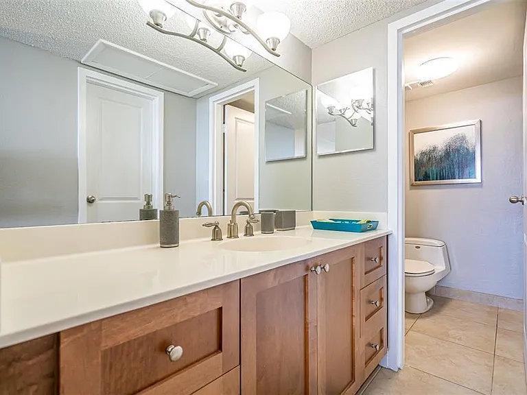 1830 Embassy Dr #409 — Photo 8