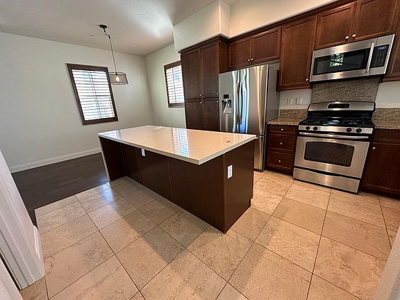 3rd image of 1569 Chert Dr