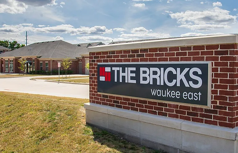 Bricks at Waukee East Apartments — Photo 1