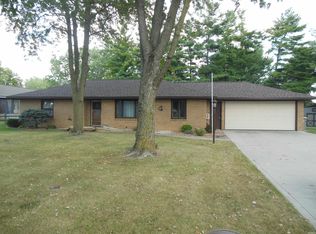 317 Elm St, Butler, IN 46721