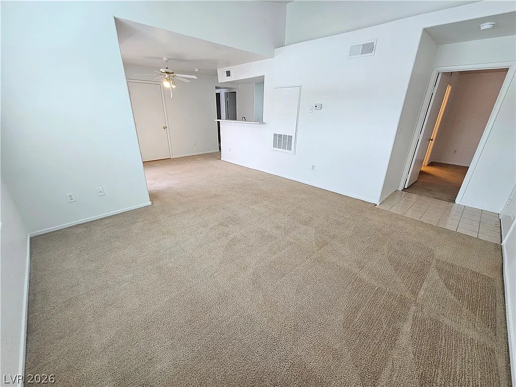 3 bed, 2.0 bath, 1167 sqft, $1,295 — Photo 2