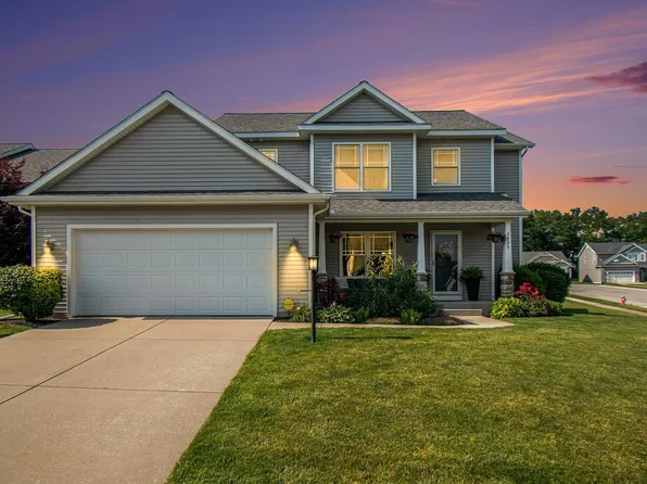 2429 Basin St, South Bend, IN 46614