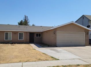 4559 W Richert Ave, Fresno, CA 93722