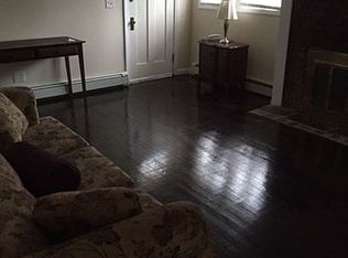 18 Locust Ave, Stony Brook, NY 11790