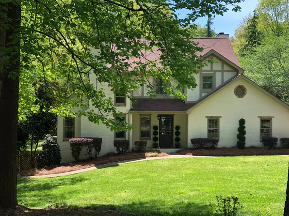 205 Pine Lake Dr, Cumming, GA 30040