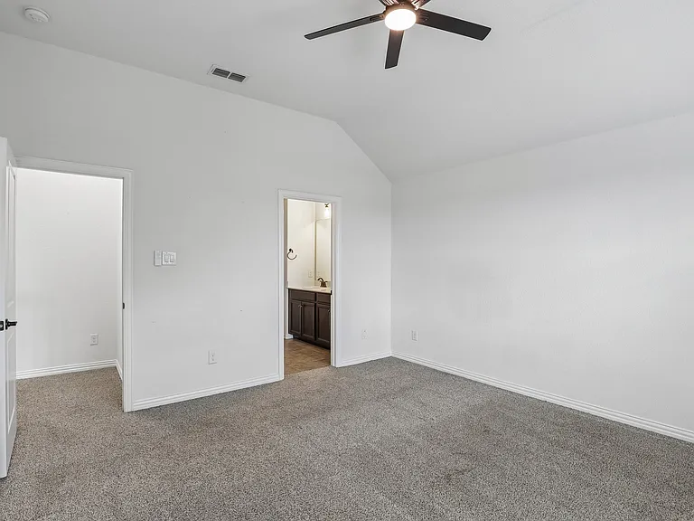 7228 Ridgepoint Dr — Photo 23
