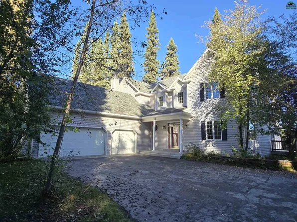 2712 Tall Spruce Rd, Fairbanks, AK 99709