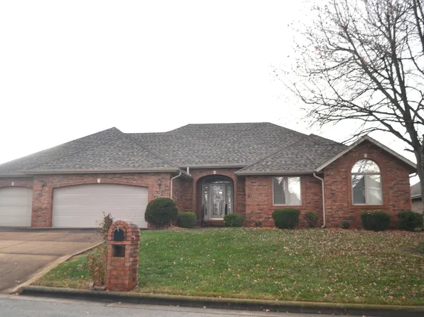 806 & 804 W Honeysuckle Lane, Nixa, MO 65714