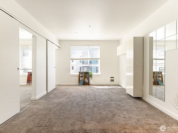 4th image of 66 Bell Street #35
