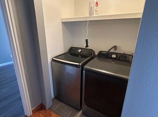 826 E 84th Pl #1/2, Los Angeles, CA 90001