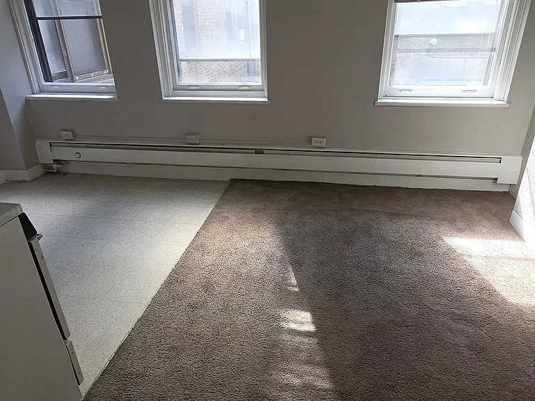 7th Place Apartments — Photo 13