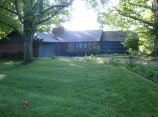 10 N Villa Grv, Springfield, IL 62712