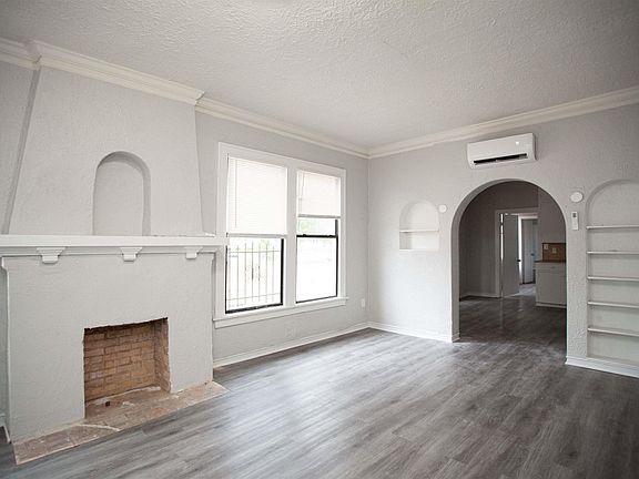 4th image of 1320 S Battery St #B