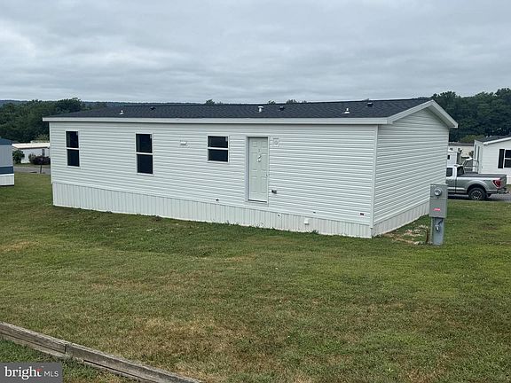 3rd image of 24 Hillside Ests