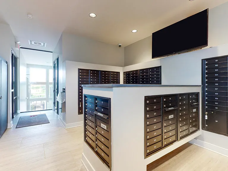 Residences at Echelon — Photo 20