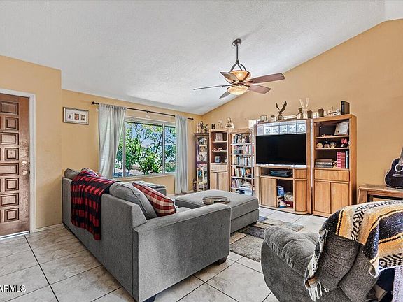 4th image of 8117 W DREYFUS Drive