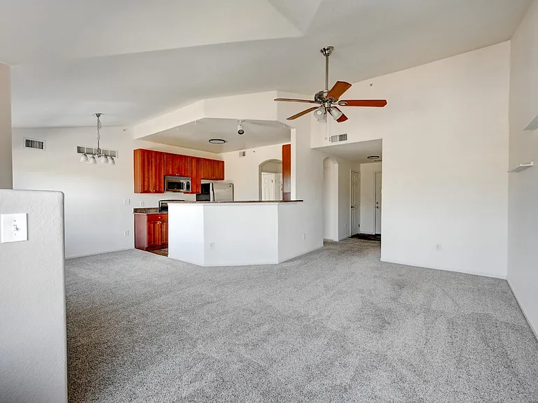 2900 Blue Sky Cir #5-307 — Photo 7