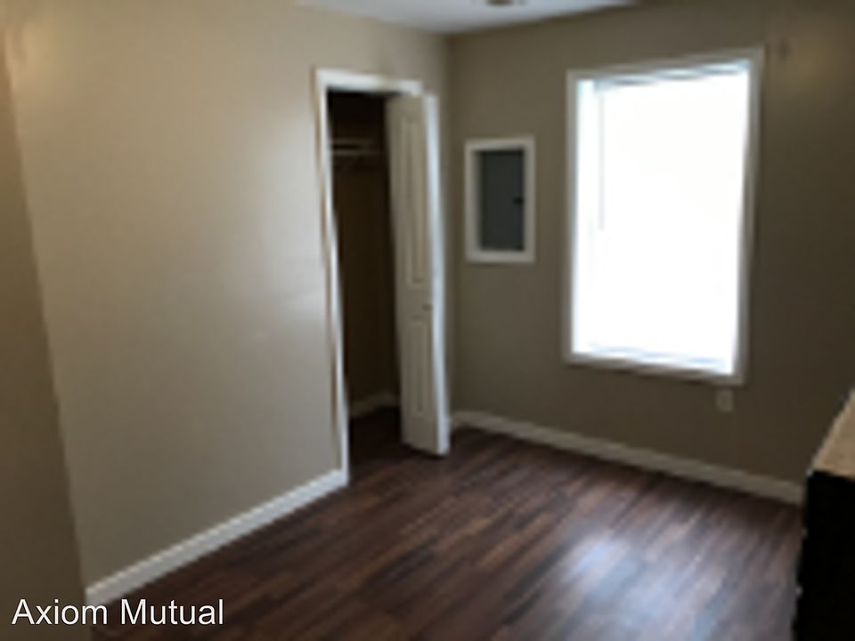 1st image of 680 Stanley Ave #1