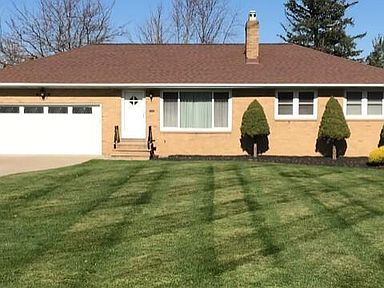 445 Starlight Dr Seven Hills Oh 44131 Mls 4246220 Zillow