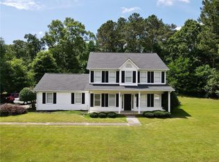 226 Charles Dr NE, Calhoun, GA 30701