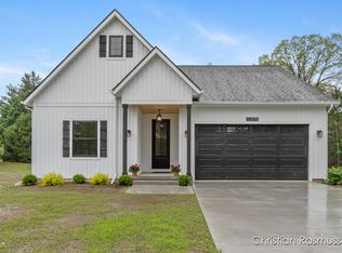 11979-13 Mile Rd NE, Greenville, MI 48838