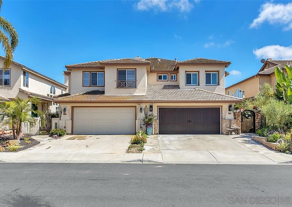 1st image of 4585 Da Vinci St