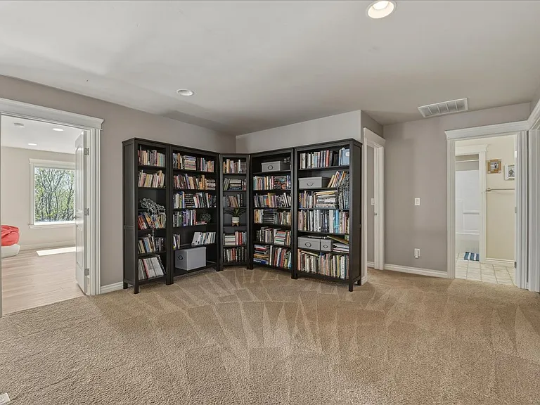 553 E Forest Ridge Dr — Photo 28