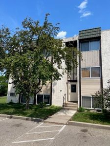 12866 Nicollet Ave S #302, Burnsville, MN, 55337