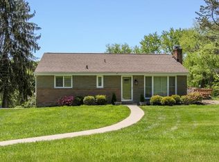 711 Westwood Dr, Gibsonia, PA