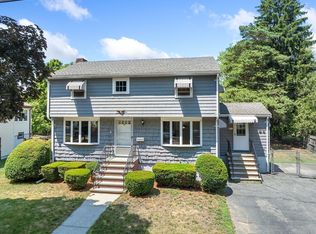 96 Converse Ln, Melrose, MA 02176