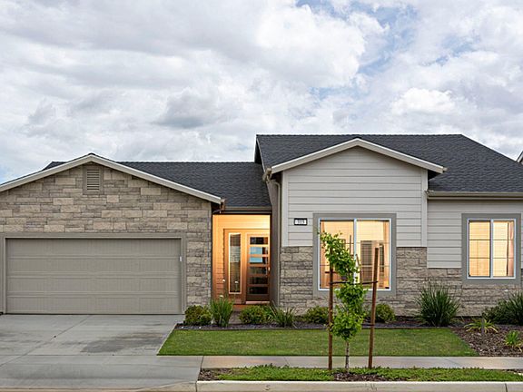 2nd image of 3732 N Hermosa Street #225