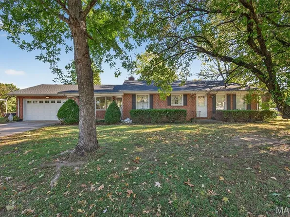 102 N 3rd St, Old Monroe, MO 63369