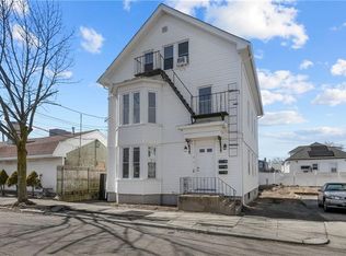 12 Tiffany St, Providence, RI 02908
