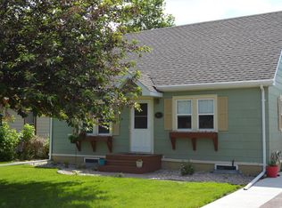 1626 S Main St, Aberdeen, SD 57401