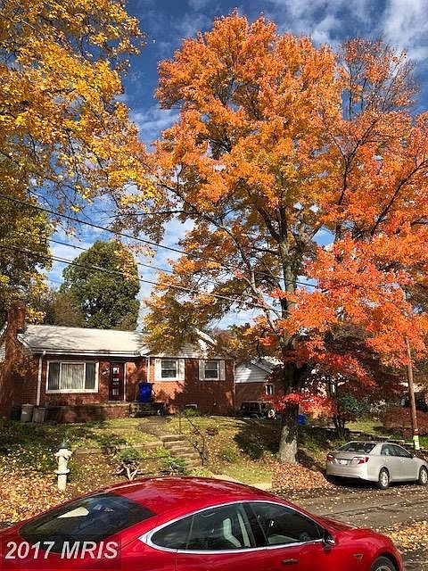 2nd image of 103 Sheffield St