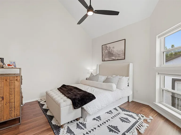 1500 Woodlawn Blvd #11 — Photo 17