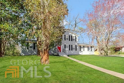 2nd image of 811 Prince Ave