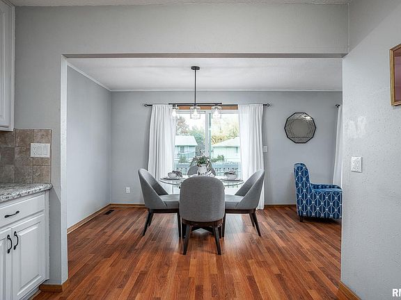 5th image of 1428 W 54th St