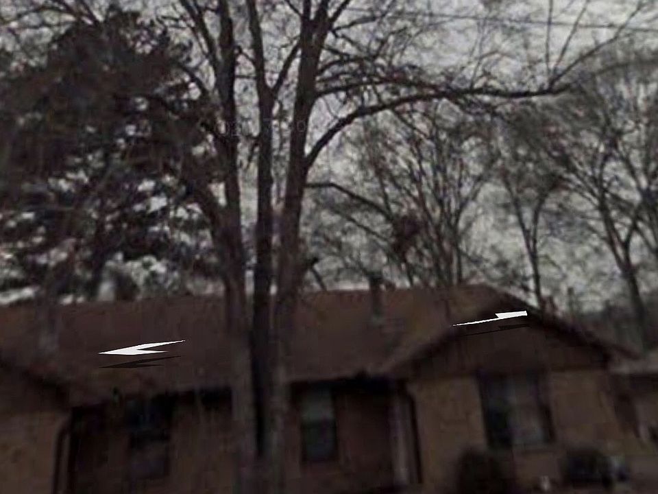 1st image of 200 Stoneridge Dr