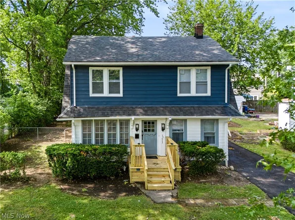 13513 Corby Rd, Cleveland, OH 44120