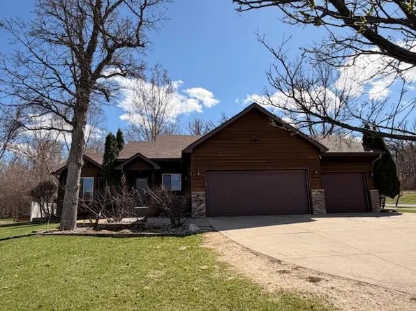 1502 17th St S, Sartell, MN 56377