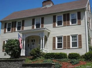 70-72 Elm St, Ansonia, CT 06401