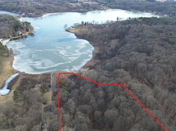 Kimball Lake Ln, Fremont, MI 49412
