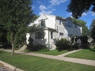 1st image of 1136 S Elmwood Ave #1