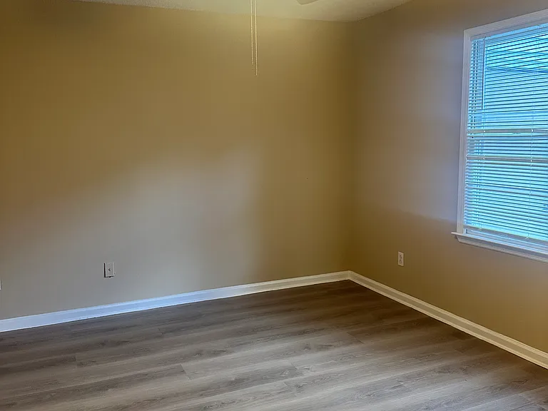 8034 S Bay Ct — Photo 5