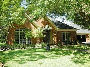 1st image of 403 Huckleberry Dr