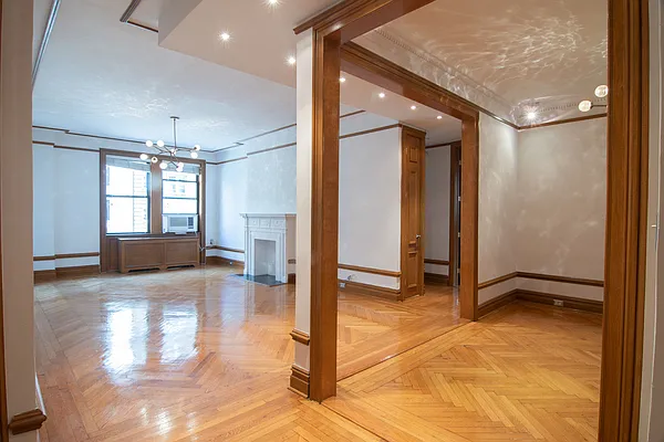 Rented by WAM Partners - William Moses Co. | media 22
