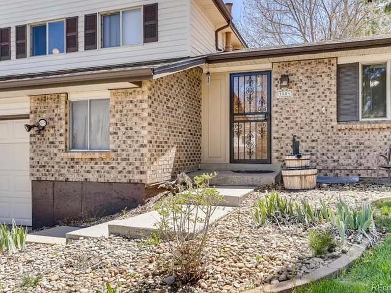 3004 S Cathay Cir — Photo 19