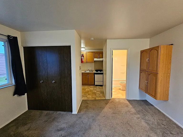 12513 Church St — Photo 7